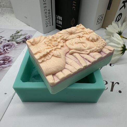 Four-Face Buddha Design Silicone Candle Mold 3D Buddha Candle Mould Decorating Silicone Molds for Resin Epoxy Gypsum Crafts Making in Kuwait