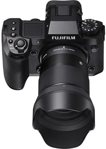 Sigma 23mm f/1.4 DC DN Contemporary Lens for Fuji X Mount with Pixel Advanced Accessories & Travel Bundle | 348975 | Extended 3 Years Sigma Warranty | Sigma 23mm f1.4 x Mount in Saudi Arabia