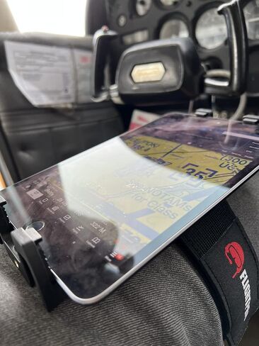 Aviator+ Kneeboard للهواتف والأجهزة اللوحية! يناسب جميع موديلات iPad - Mini وAir وPro! in Kuwait