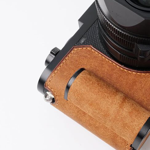 Iborrys-Camera نصف حافظة جلدية أصلية متخصصة مناسبة لـ Leica Q3 - مصنوعة يدويًا >> طبقة علوية من الجلد الأصلي + لوحة قاعدة معدنية + ساق يد + غطاء سفلي مغناطيسي تصميم 4 في 1 (قهوة قديمة) in Kuwait