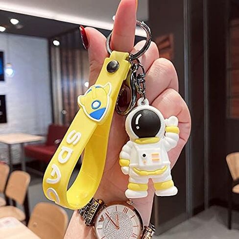 باينكس سلسلة مفاتيح رائعة بتصميم رائد فضاء كاواي، سلاسل مفاتيح لطيفة لرجال الفضاء، سلاسل مفاتيح للسيارة والمحفظة هدية in Kuwait