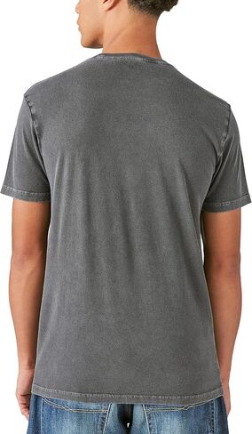 Lucky Brand Men's Idaho Wolf Graphic Tee, Jet Black, Large in Saudi Arabia