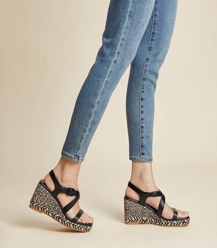 صنادل إسفين من Arromic للنساء، صنادل Espadrille ذات نعل سميك، أحذية بكعب عريض مفتوح من الأمام، كاجوال مريح للصيف والشاطئ للنساء المتأنقة in Saudi Arabia