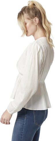 Jessica Simpson Womens Pleated Plunge-Neck Button-Down Top in Saudi Arabia