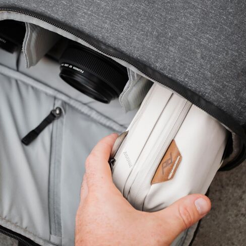 حقيبة Peak Design Tech Pouch V2 Coyote (BTP-CY-3) in Saudi Arabia