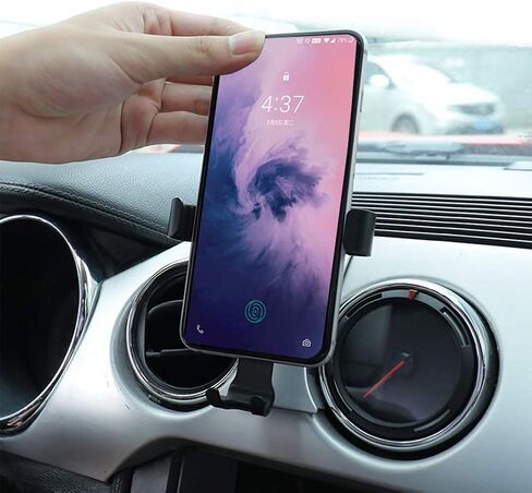 حامل لوحة قيادة السيارة Adiil، حامل تثبيت للهاتف الخلوي مع غطاء مشبك فتحة تهوية قابلة للتعديل لسيارة Ford Mustang 2015-2019 (هاتف 3.5-6.0 بوصة) in Kuwait