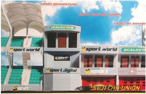 Scalextric C8321 Track Accessories Pit Garage in Kuwait