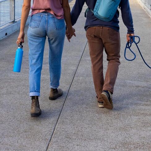 قارورة مائية سعة 24 أونصة من الفولاذ المقاوم للصدأ زجاجة مياه قياسية مع غطاء من القش المرن وعزل فراغ مزدوج الجدار in Kuwait