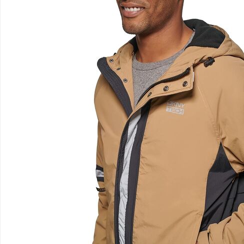 DKNY هودي تاسلان بيرفورمانس للرجال مع تفاصيل عاكسة in Kuwait