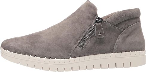 حذاء كامبرلي سبورت بوتي للكاحل للسيدات من Bella Vita in Kuwait