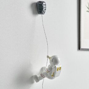 Astronauts Wall Sculpture Climber Figurines for Modern Home Decor, Climbing Astronaut Wall-Hanging Decoration, Outer Space Theme Decor Background 3D Wall Decor for Children's Room, Study Room,