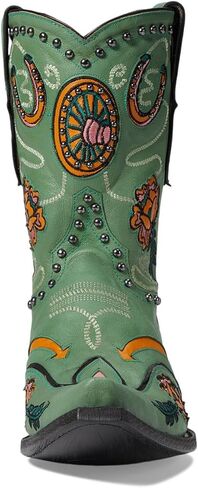 عجلة عربة جرينجو القديمة in Kuwait