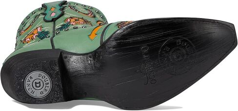 عجلة عربة جرينجو القديمة in Kuwait