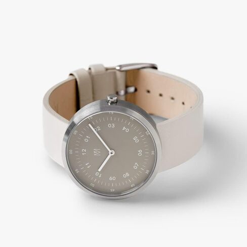 ساعة للجنسين بقياس 40 ملم مع حركة سويسرية وزجاج من الياقوت in Kuwait