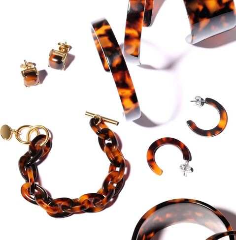 Brown Cushion Square 4 Prong Shaped Acrylic Tortoise Shell Stud Earrings For Women 8MM 14K Gold Plated Stainless Steel in Saudi Arabia