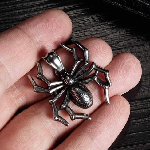 Jude Jewelers Retro Vintage Stainless Steel Fat Spider Style Halloween Party School Holiday Biker Pendant Necklace in Saudi Arabia