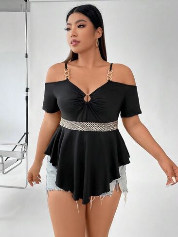 Floerns Women's Plus Ring Linked Cold Shoulder Peplum Tee Ruched Asymmetrical Hem T Shirt in Saudi Arabia