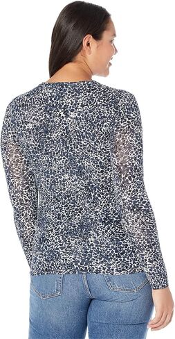BCBGMAXAZRIA Women's Fitted Top Long Sleeve Crew Neck Knit Shirt in Saudi Arabia