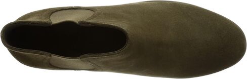 Clarks Women's Chelsea Boot in Saudi Arabia