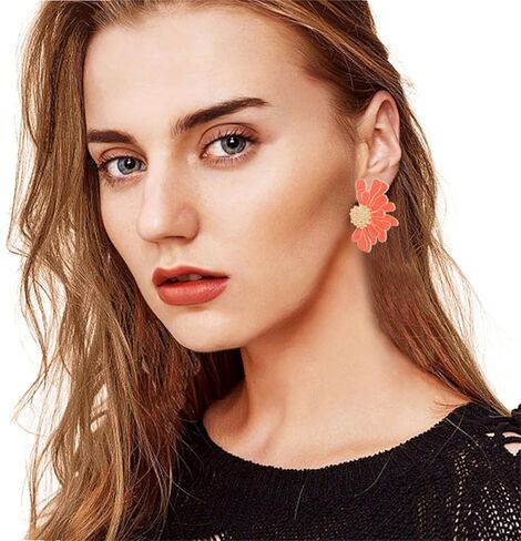 Bohemian Gold Metal Flower Earrings Vintage Flower Stud Earrings Exaggerated Oversized Daisy Flower Stud Earrings for Women Girls Statement Jewelry in Saudi Arabia