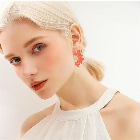 Bohemian Gold Metal Flower Earrings Vintage Flower Stud Earrings Exaggerated Oversized Daisy Flower Stud Earrings for Women Girls Statement Jewelry in Saudi Arabia