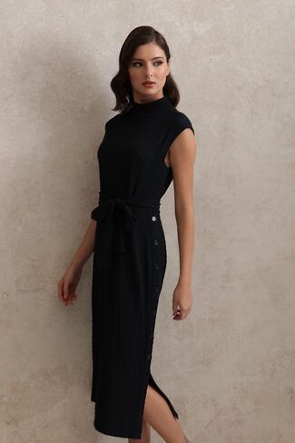 Maggy London Women's Mock Neck Side Placket Midi Dress in Saudi Arabia