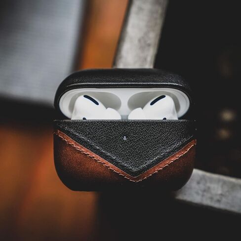 حافظة جلدية فاخرة من Bullstrap متوافقة مع Apple AirPods Pro، شحن لاسلكي، تصميم من قطعتين، Terra in Kuwait