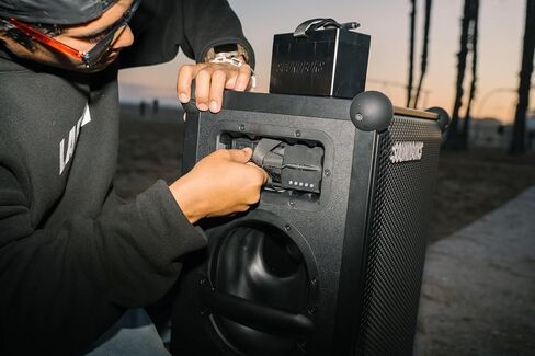 SOUNDBOKS 4 – Bluetooth Performance Speaker – USB-C Charging Battery – Loudest Party Speaker with 40 Hours of Battery – Wireless and Portable Speaker - Designed in Denmark – 126dB (Metallic Gray) in Saudi Arabia