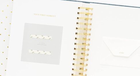 كتاب Sugar Paper Baby Book، غطاء قماش منقط صغير باللونين الأسود والكريمي، كتاب ذكريات موجه لالتقاط الصور والتذكارات من السنة الأولى لطفلك in Saudi Arabia