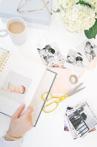 كتاب Sugar Paper Baby Book، غطاء قماش منقط صغير باللونين الأسود والكريمي، كتاب ذكريات موجه لالتقاط الصور والتذكارات من السنة الأولى لطفلك in Saudi Arabia