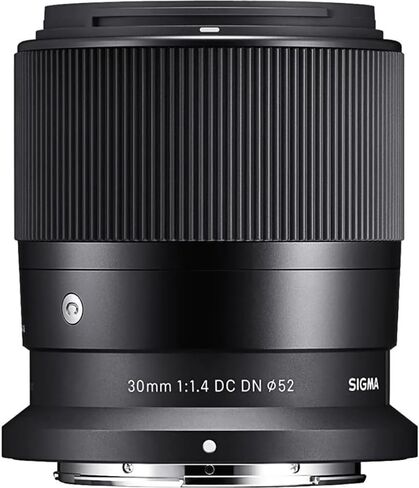 عدسة سيجما 30 مم f/1.4 DC DN المعاصرة لحزمة Nikon Z تتضمن بطاقة ذاكرة 64 جيجابايت + قارئ بطاقة الذاكرة + عدسة واسعة الزاوية + طقم عدسات مقربة + غطاء عدسة + طقم مرشح 3 قطع + طقم تنظيف كامل in Saudi Arabia