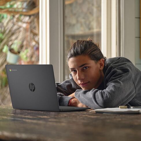 كمبيوتر محمول HP Chromebook مقاس 14 بوصة، شاشة عالية الدقة، Intel N100، ذاكرة وصول عشوائي 4 جيجابايت، eMMC سعة 64 جيجابايت، رسومات Intel UHD، نظام التشغيل Chrome 14a-nf0000nr (2024) in Saudi Arabia