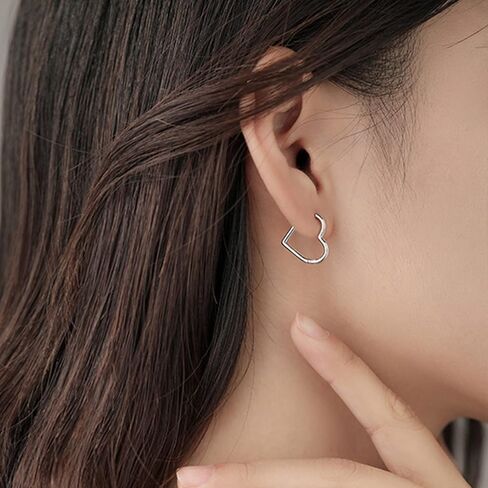 Heart Hoop Earrings for women Valentines Day Earrings Sweet Love Heart Huggie Earring Minimalist Sleeper Cartilage Earrings Conch Piercing Jewelry Gifts for Girlfriend in Saudi Arabia
