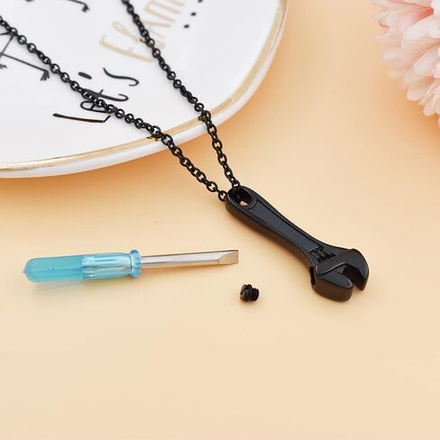 مفتاح ربط مجوهرات للرماد من الفولاذ المقاوم للصدأ أداة جرة قلادة مدلاة للرجال والنساء مفتاح ربط تذكار قلادة تذكارية لحامل الرماد البشري in Kuwait
