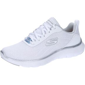 حذاء رياضي نسائي من Skechers Flex الاستئناف 5.0 in Kuwait