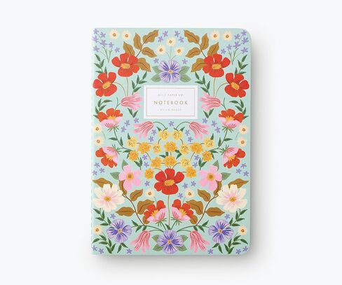 شركة RIFLE PAPER CO. مجموعة دفاتر ملاحظات مخيطة مكونة من 6 | 64 صفحة مسطرة بالحبر الذهبي (غطاء ورقي من القماش مع ورق نص داخلي أبيض)، طاووس وكوبية in Kuwait
