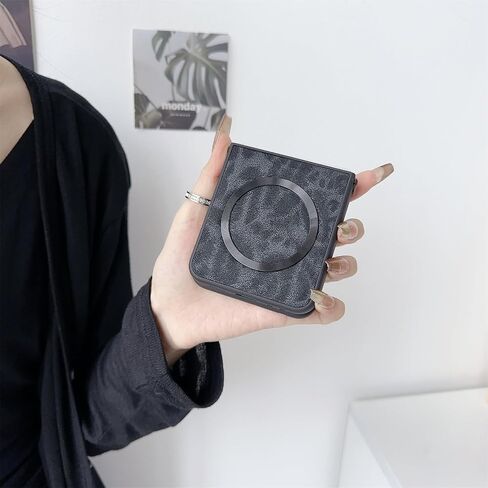 حافظة جلدية متوافقة مع هاتف Samsung Galaxy Z Flip 6، حافظة واقية مقاومة للصدمات ومضادة للسقوط متوافقة مع Magsafe للرجال والنساء، باللون الأسود، 3C-BC6-09146-Black in Saudi Arabia