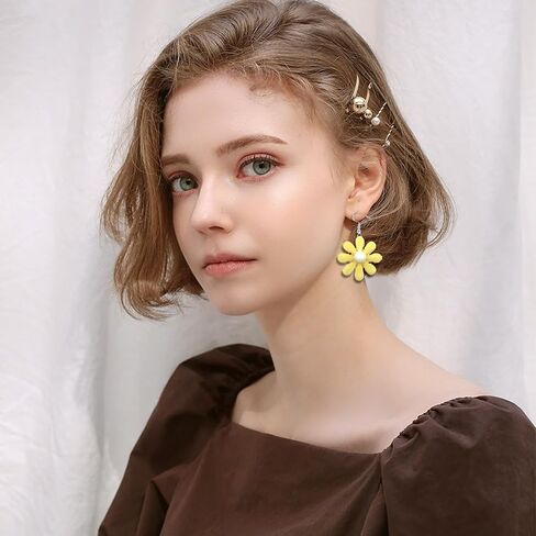 SONNYX 40 زوجًا من الأقراط اللطيفة والغريبة للنساء أقراط كاواي المضحكة أقراط متدلية تشمل كوكب رائد الفضاء والقمر والنجوم وجه الدب وزهور الفطر والأقراط الجمالية الحيوانية السائبة in Kuwait