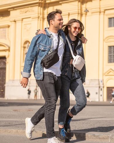 WATERFLY Small Fanny Pack Fashion Fanny Pack for Women Men Crossbody Waist Bag with Adjustable Strap for Traveling Hiking Cycling Dog Walking in Saudi Arabia