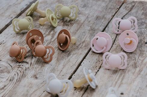 لهايات BIBS - مجموعة الأزياء الراقية | لهاية أطفال خالية من مادة BPA | صنع في الدنمارك | مجموعة من 2 لهايات فاخرة بلون بلوسوم/ليلك داكن in Saudi Arabia