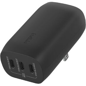 شاحن حائط Belkin BoostCharge بثلاثة منافذ USB-C مع PPS 67W وUSB-C PD 3.1 شاحن iPhone سريع الشحن لسلسلة iPhone 15 وMacBook Pro وAirPods وGalaxy وغيرها من الأجهزة التي تدعم PD - أبيض