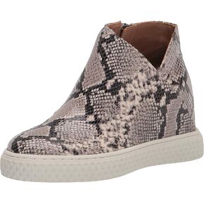 Aerosoles Women's Zirah Sneaker in Saudi Arabia