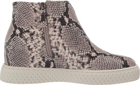 Aerosoles Women's Zirah Sneaker in Saudi Arabia