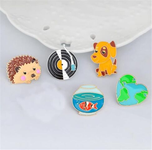 5 Pieces Cartoon Lovely Phonograph Goldfish Jar Hedgehog Heart Dog Brooch Pins Cute Brooch Pins Fashion Jewelry for Clothes Bags Backpack, Alloy Steel, no gemstone in Kuwait