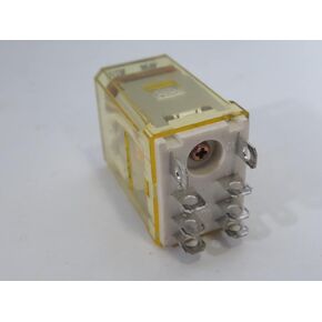 IDEC RH2B-ULAC110-120V 10 AMP, LED INDICATOR, RH SERIES, DPDT, PLUG-in, POWER RELAY, UL CERTIFIED, BLADE TERMINALS, 110-120 VAC COIL