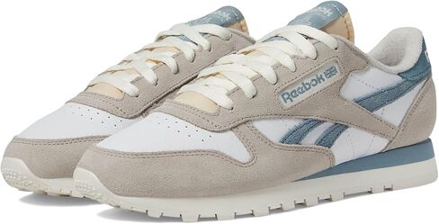 حذاء رياضي نسائي من الجلد الكلاسيكي من ريبوك، لون الطباشير/الرمادي/البني المنفع، 9.5 in Kuwait