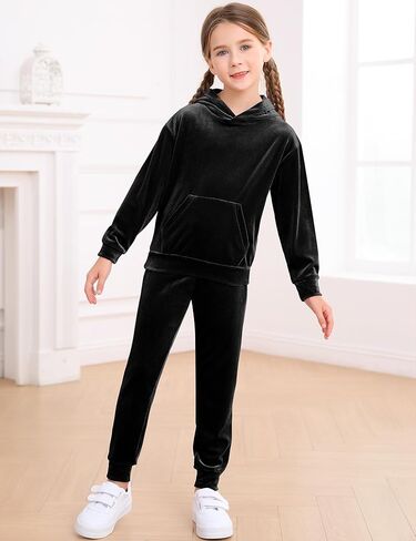 مجموعة ملابس LecGee للفتيات مكونة من قطعتين بقلنسوة قطيفة وأكمام طويلة بلوفر مخملي بقلنسوة طقم بدلة رياضية للركض in Kuwait