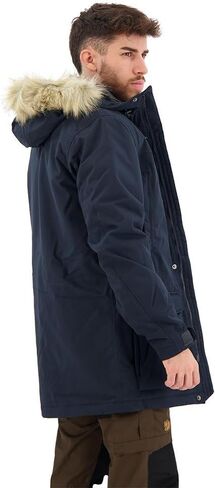Fjällräven Nuuk Lite Parka in Saudi Arabia