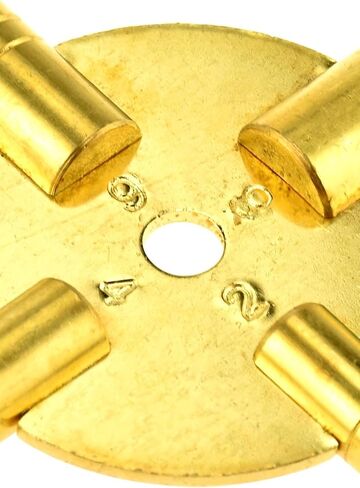SE Universal Brass Clock Key for Winding Clocks, Odd and Even Numbers (Odd Even 5 Prong) in Saudi Arabia