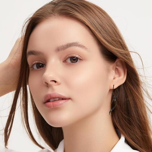 أقراط KWUNCCI حلزونية، 18 جرام أقراط مصنوعة يدويًا من الفولاذ المقاوم للصدأ للنساء، أقراط متدلية خطية ملتوية من خلال سحب من خلال أقراط فضية وذهبية متدلية مجوهرات للنساء in Kuwait